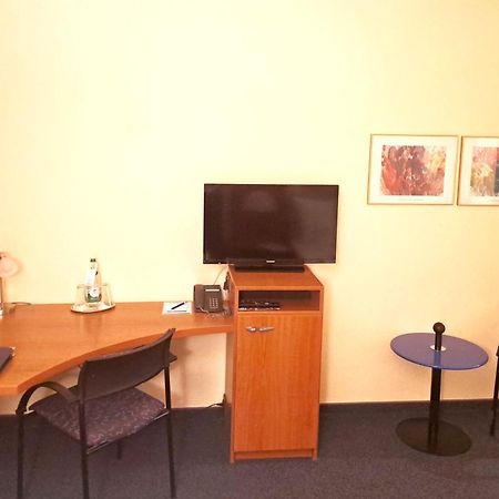Transmar Travel Hotel Биндлах Экстерьер фото